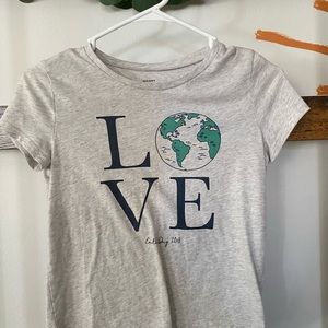 short sleeve old navy shirt size 10-12